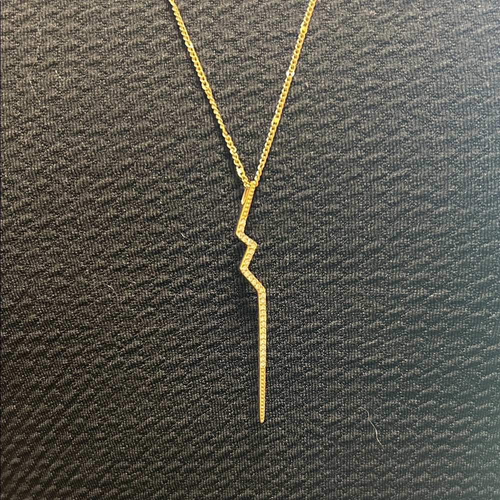 Stella & Dot Gold Zigzag Pendant Necklace